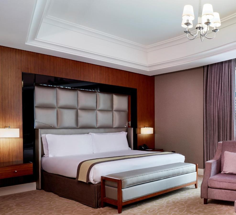 Best Plaza West Bay Hotel Doha Luaran gambar A bedroom at the hotel