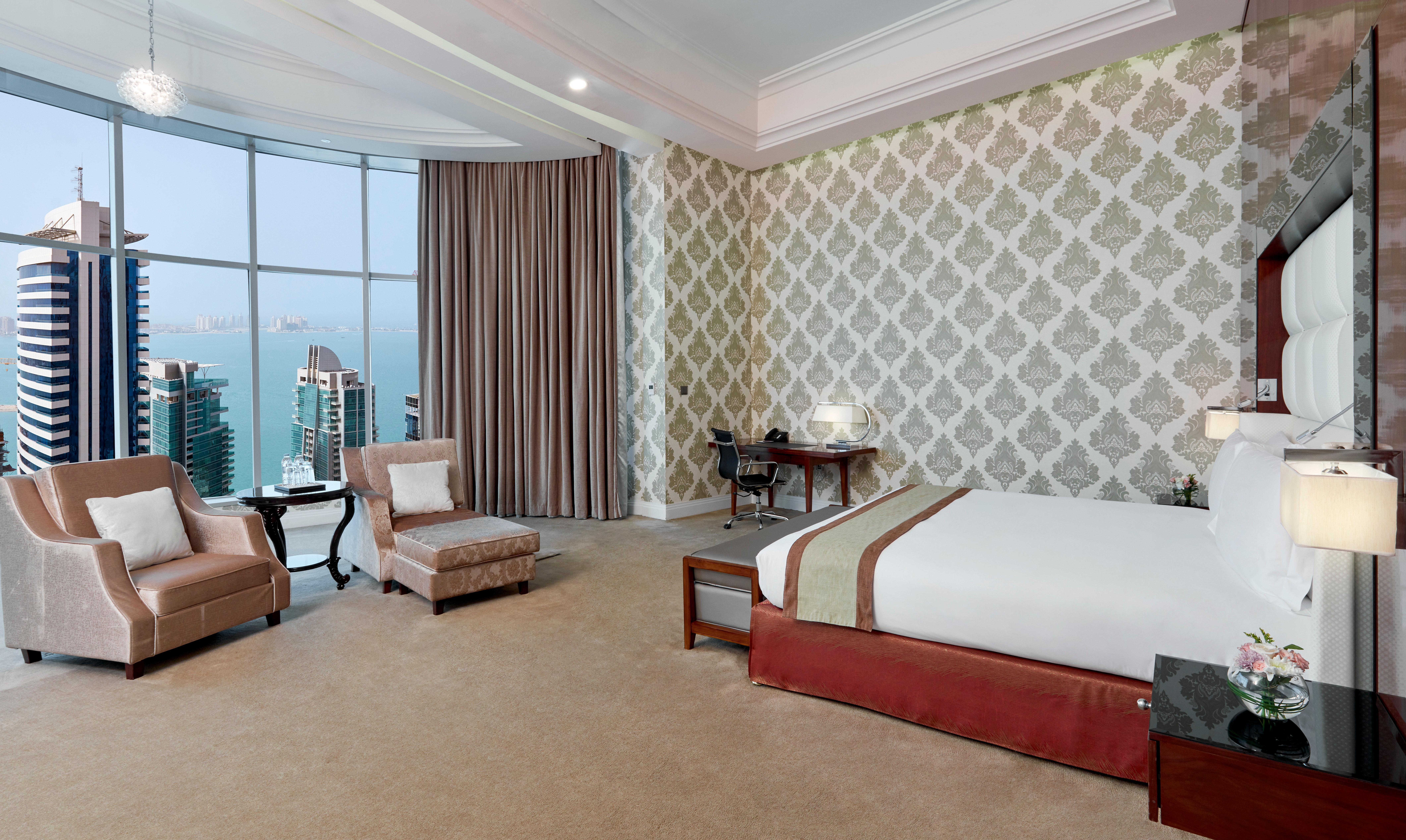 Best Plaza West Bay Hotel Doha Luaran gambar A bedroom at the hotel