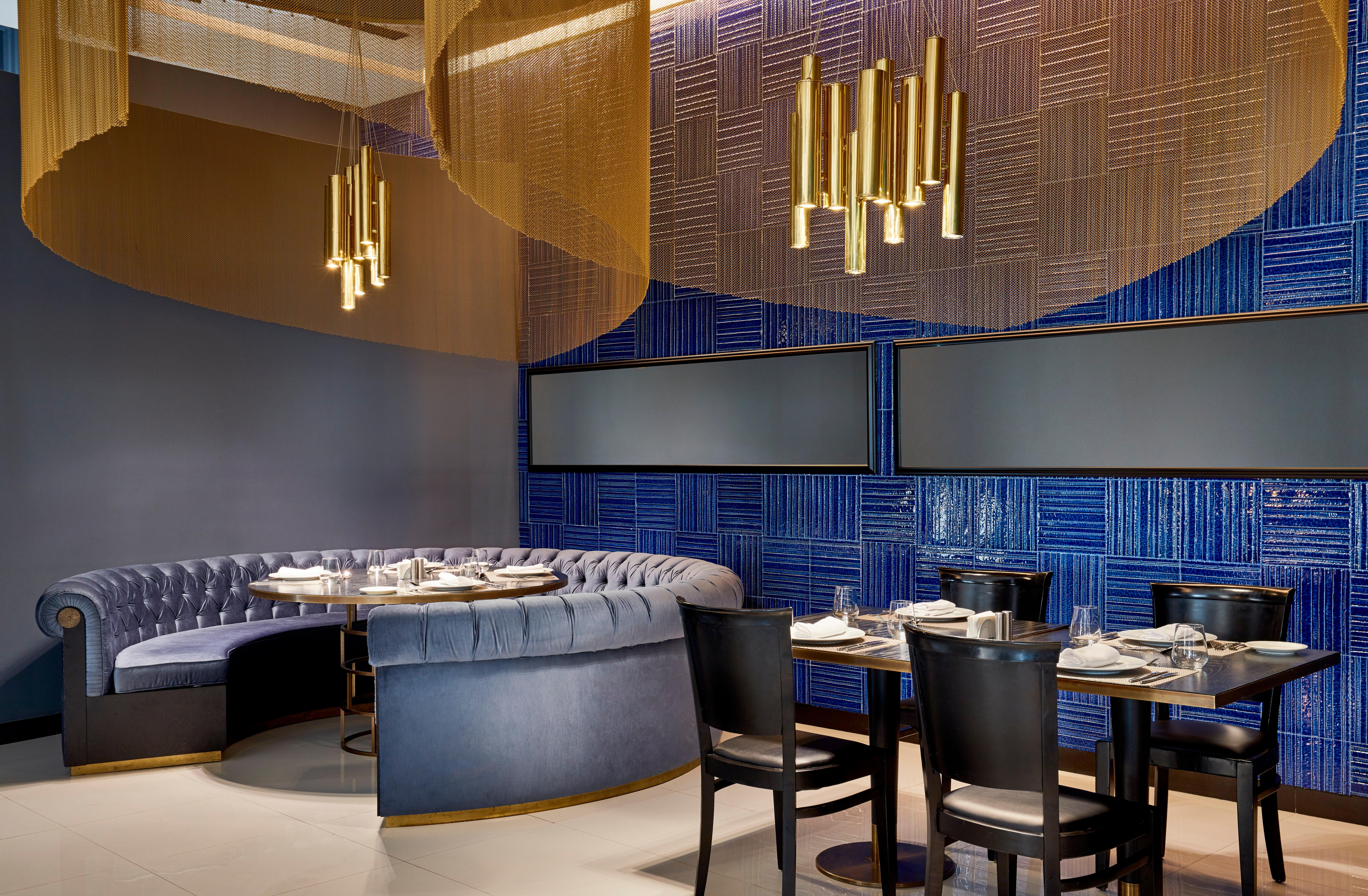 Best Plaza West Bay Hotel Doha Luaran gambar Interior of the restaurant